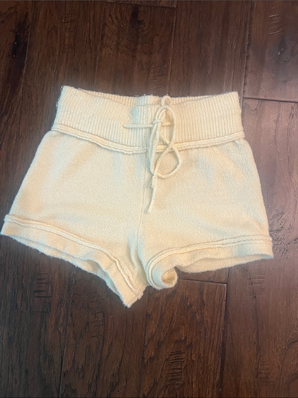 Intimately Free People Cozy Cabincore CoquetteKnit Shorts with Drawstring EUC